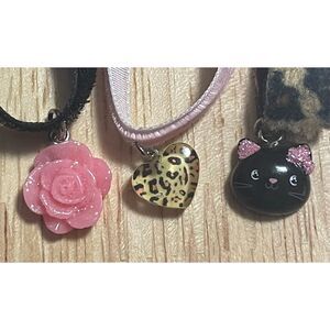 Claire’s Bracelet Set 3 Velvet Charm Cat Leopard Heart Y2K Cute